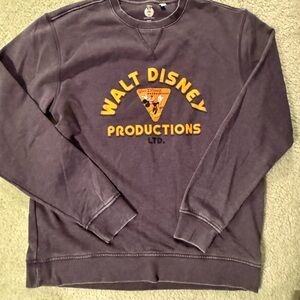 EXCLUSIVE Disney Employee Center Walt Disney Productions  Crewneck Sweat size XL